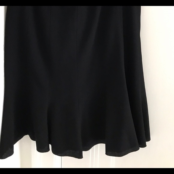 Armani Skirt - Picture 2 of 4